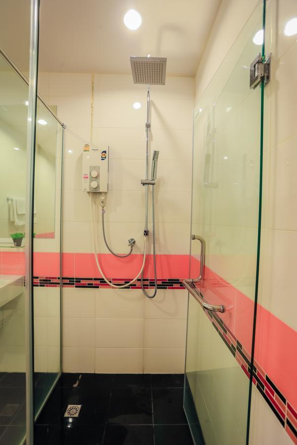 The Bedroom Hat Yai Exterior photo